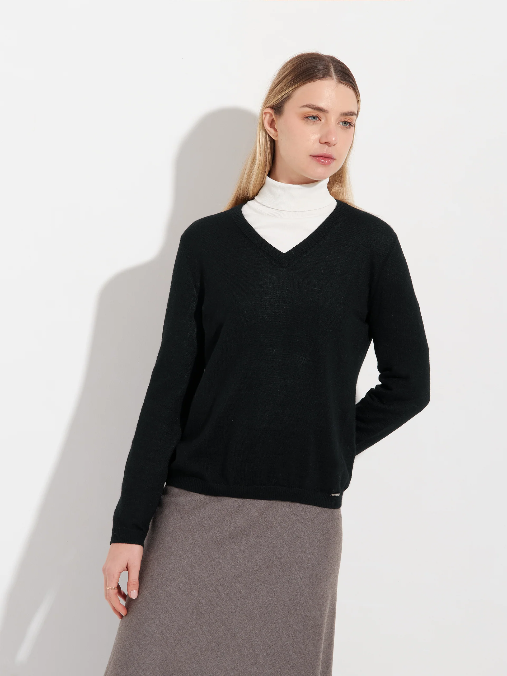 Abril Sweater Baby Alpaca Color Black - Image 2