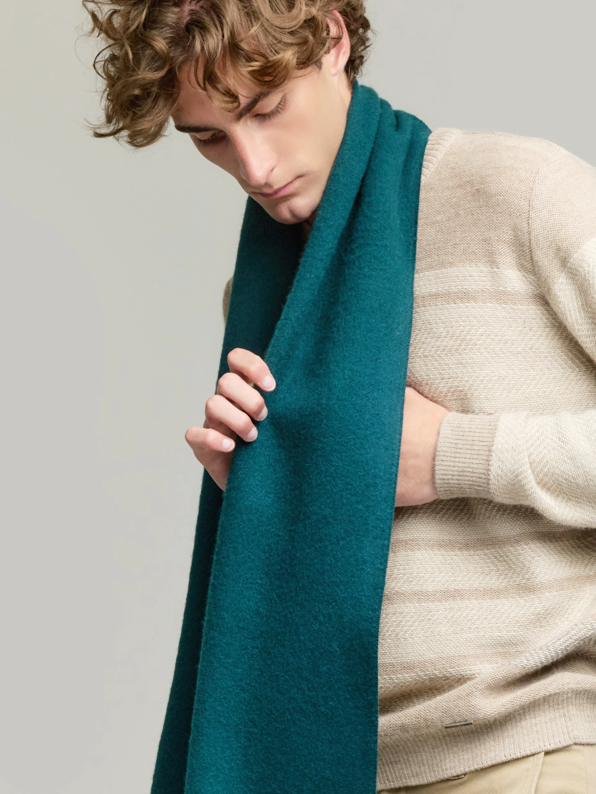 Adrian Scarf Baby Alpaca Color Green - Image 5