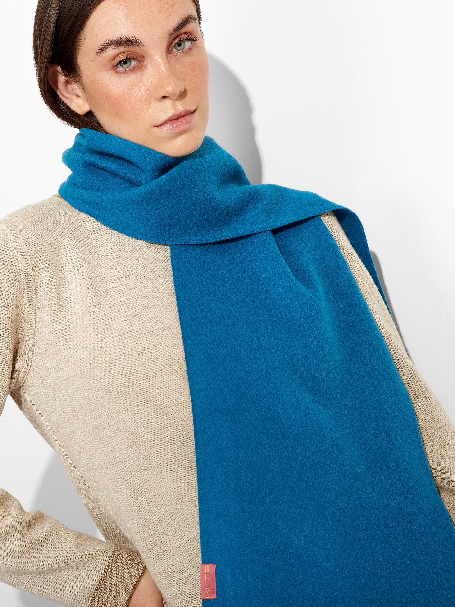 Adrian Scarf Baby Alpaca Color Turquoise - Image 3