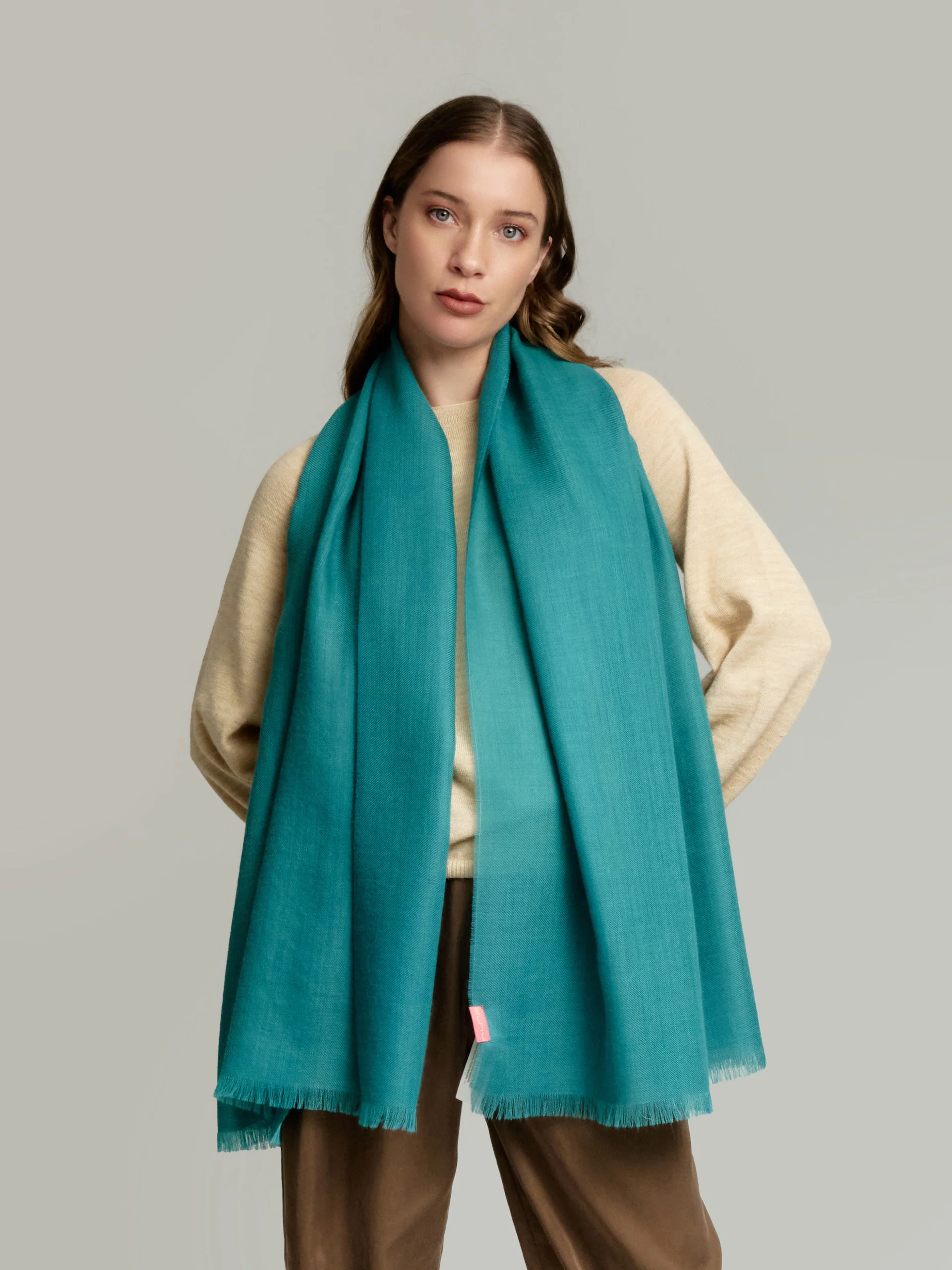 Amareto Shawl Baby Alpaca Color Turquoise