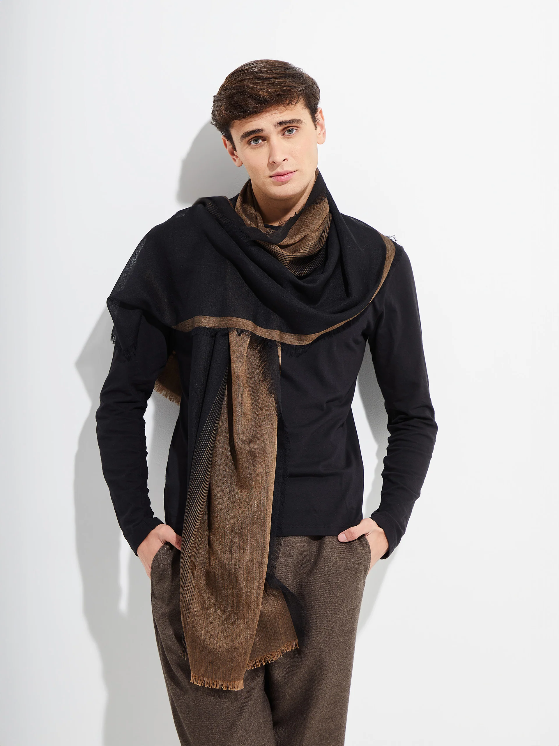 Balthazar Shawl Royal Alpaca Color Camel - Image 4