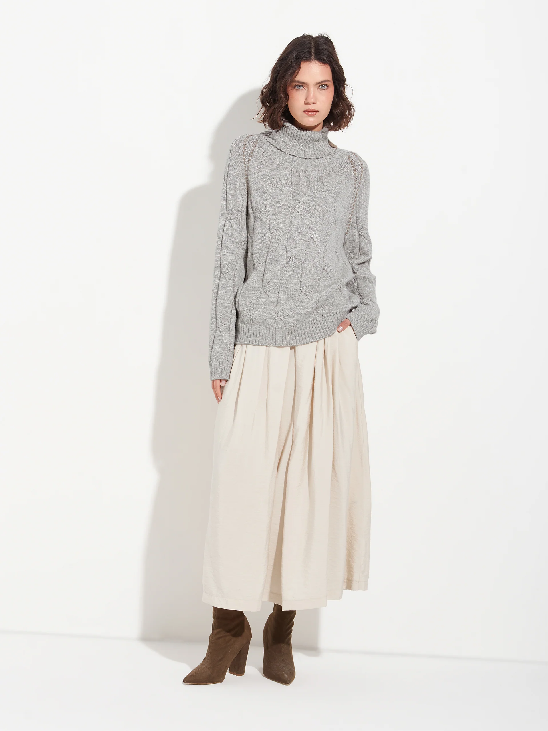 Bettina Sweater Baby Alpaca Color Grey - Image 4