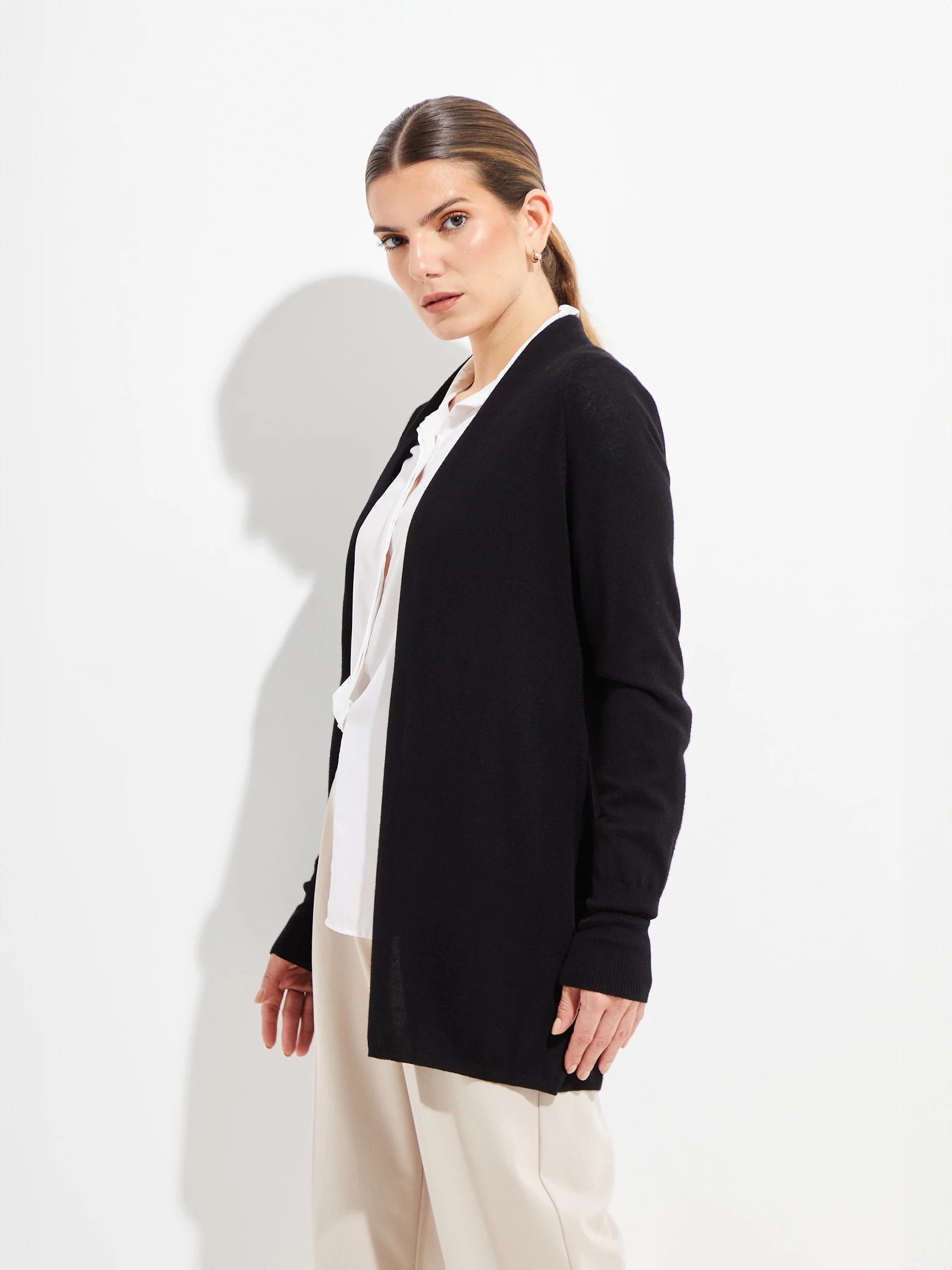 Kaysa Cardigan Vicuña Color Black - Image 2