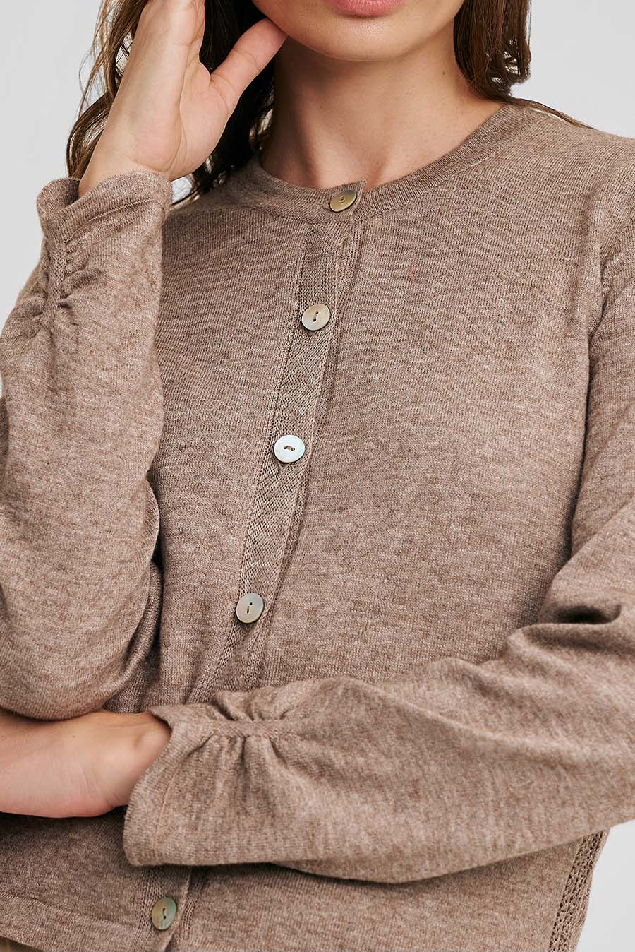Wanderers Cardigan Cotton & Baby Alpaca Color Beige - Image 5