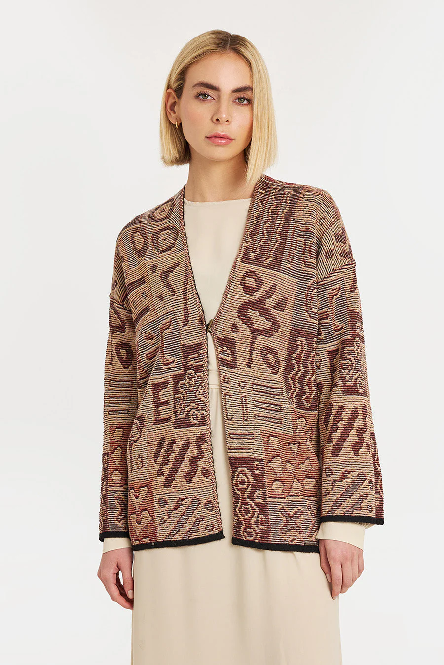 Wanikia Cardigan Baby Alpaca Color Black - Image 8