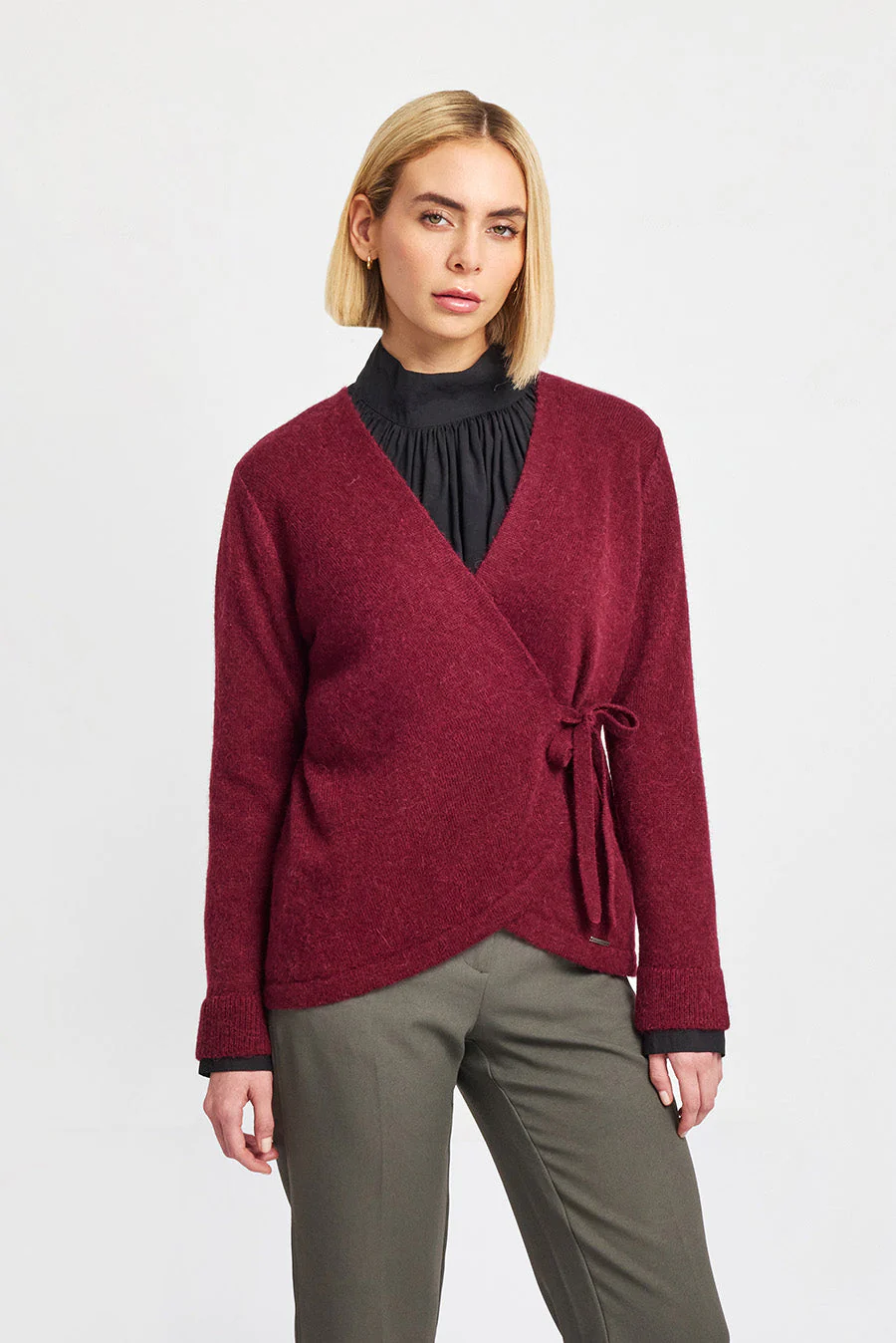 Weekend Cardigan Baby Alpaca Color Bloodstone - Image 2