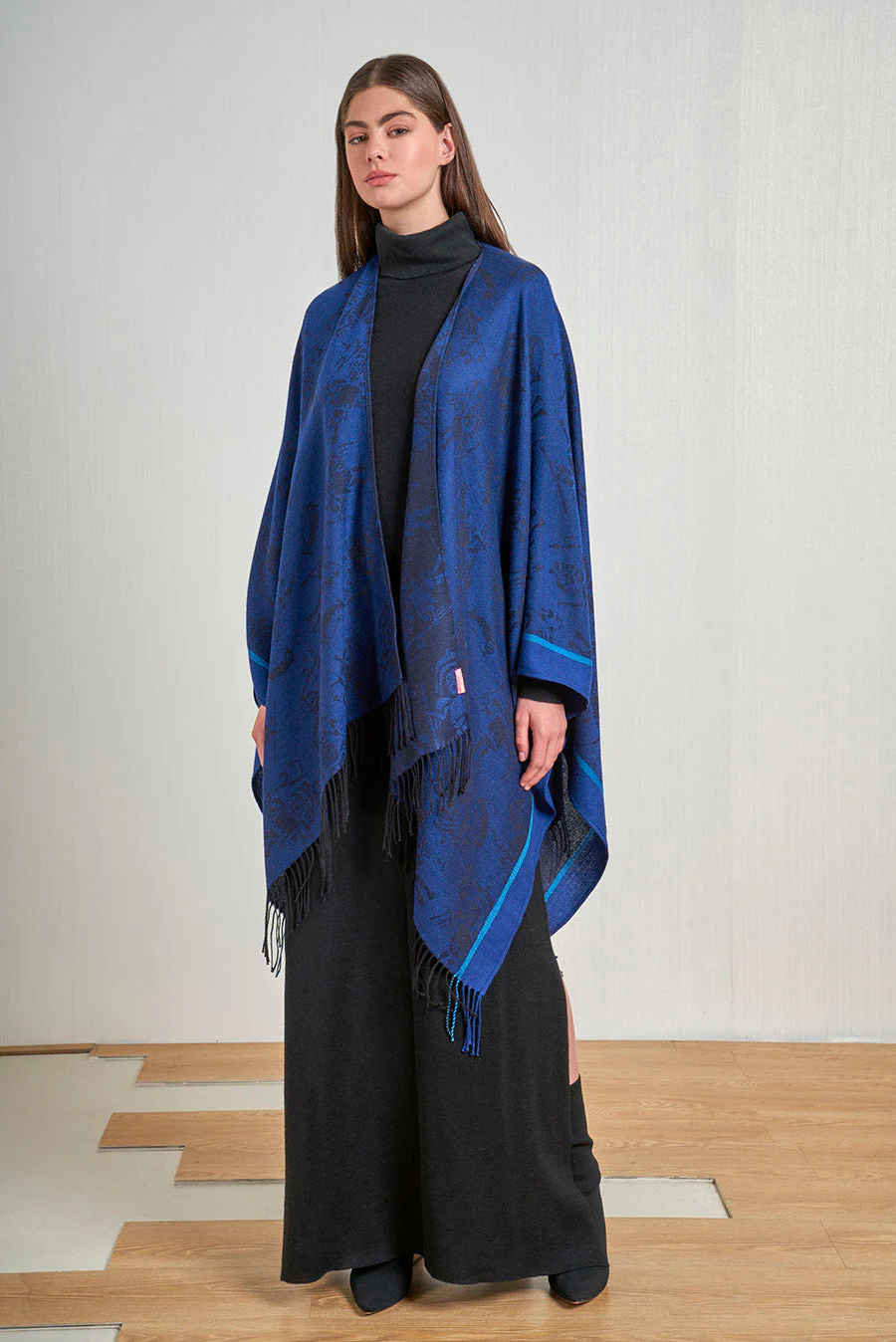 Nazca - 44 Cape Royal Alpaca Color Blue - Image 3