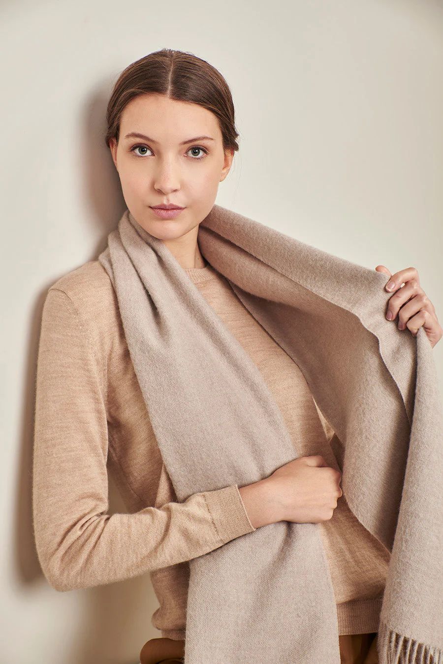 Adrian Scarf Baby Alpaca Color Polvo - Image 3