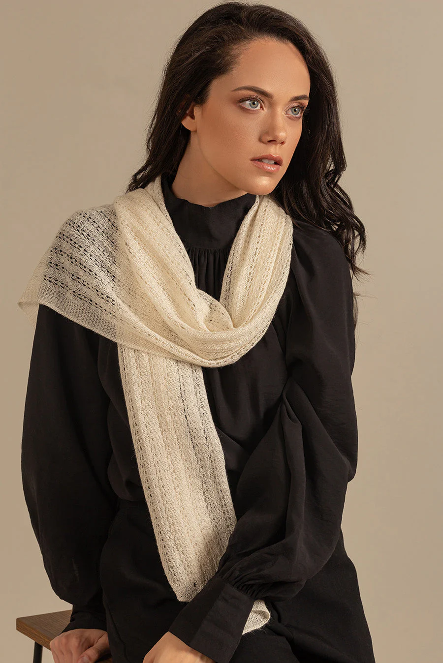 Brisa Scarf Alpaca 16 Color Ecru - Image 2