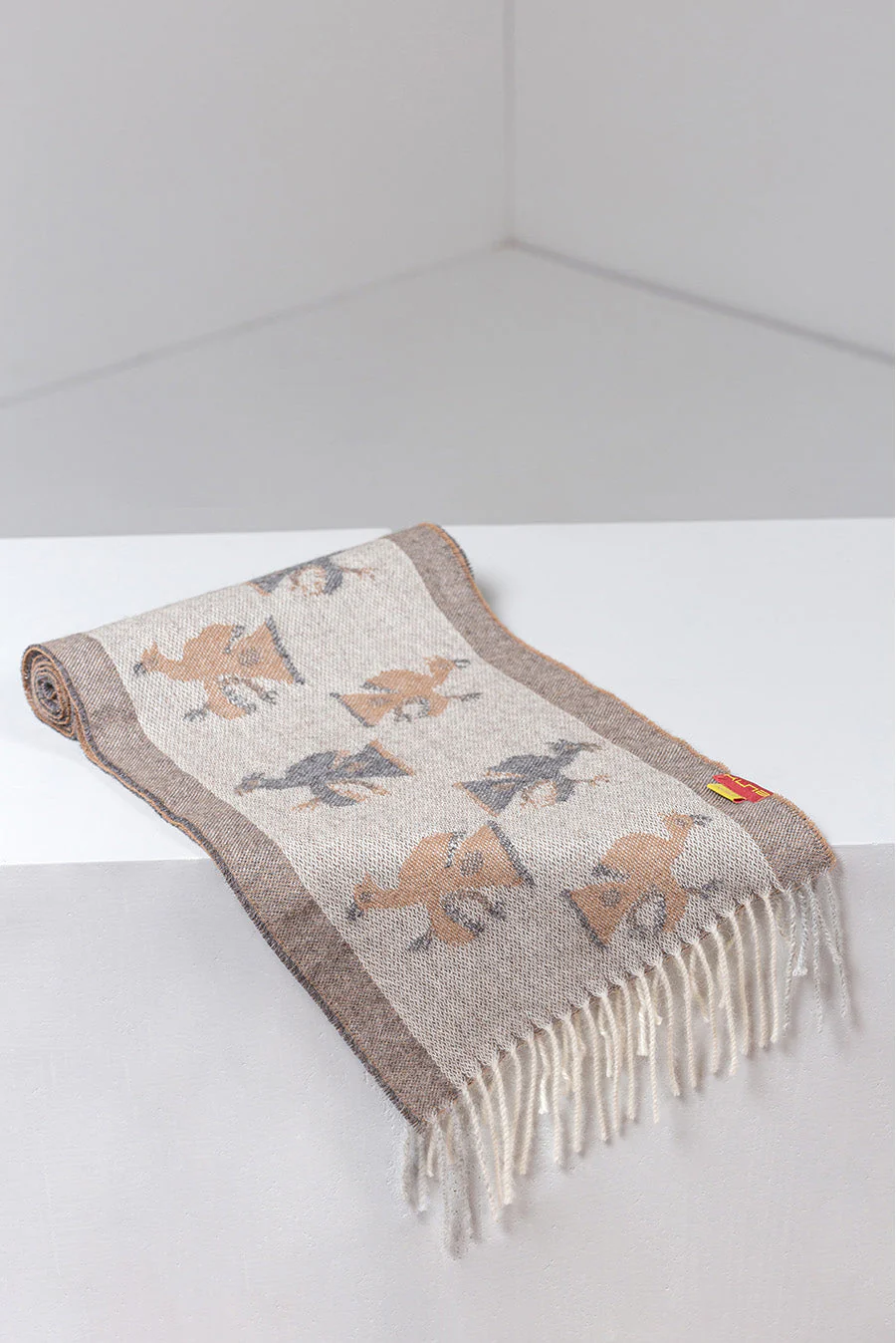 Nazca - 19 Scarf Baby Alpaca Color Ecru - Image 2