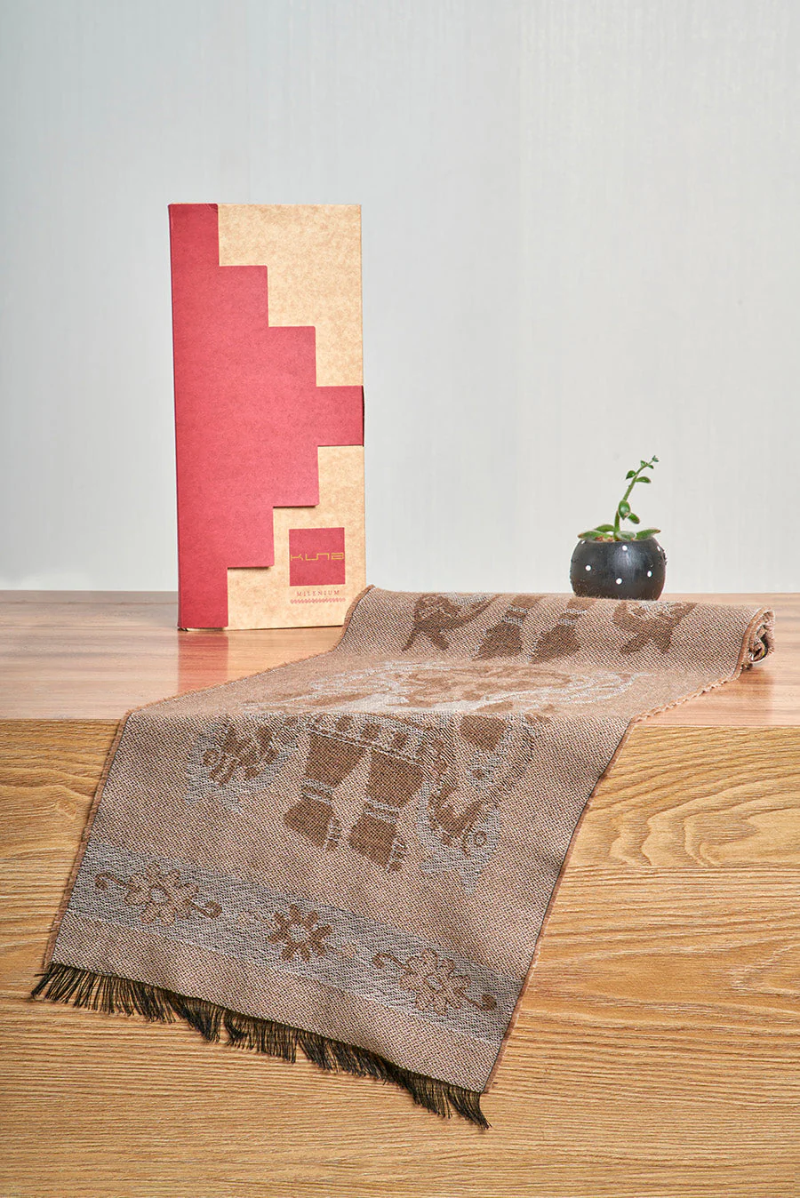 Nazca - 38 Scarf Baby Alpaca Color Camel Oscuro - Image 10