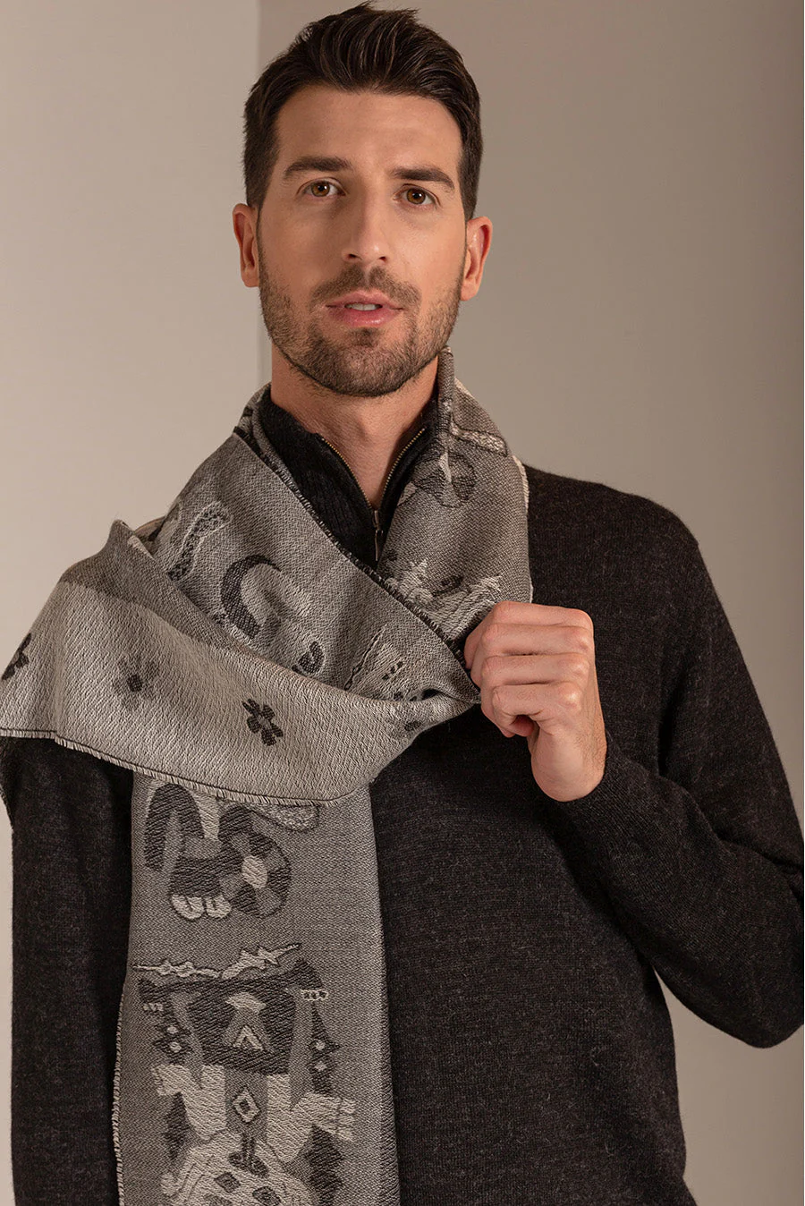 Nazca - 39 Scarf Baby Alpaca Color Grey - Image 3