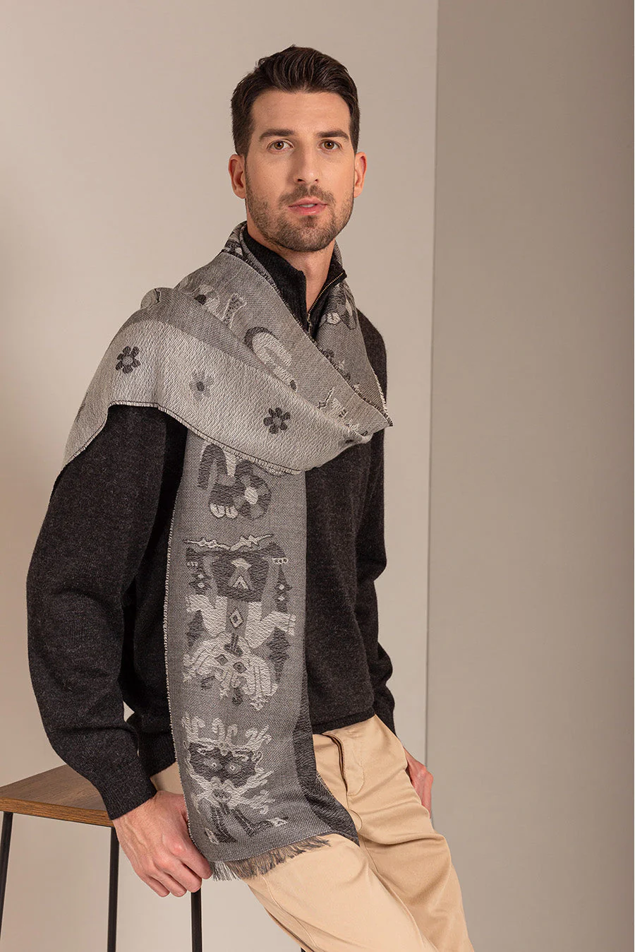 Nazca - 39 Scarf Baby Alpaca Color Grey - Image 4