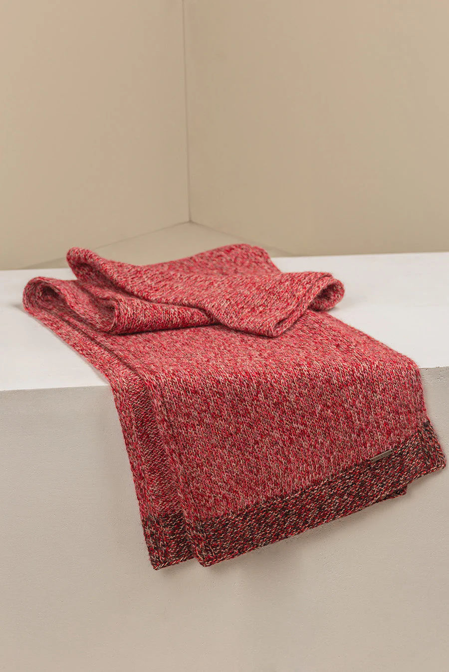 Undo Scarf Baby Alpaca Color Pinot & Rosered - Image 2