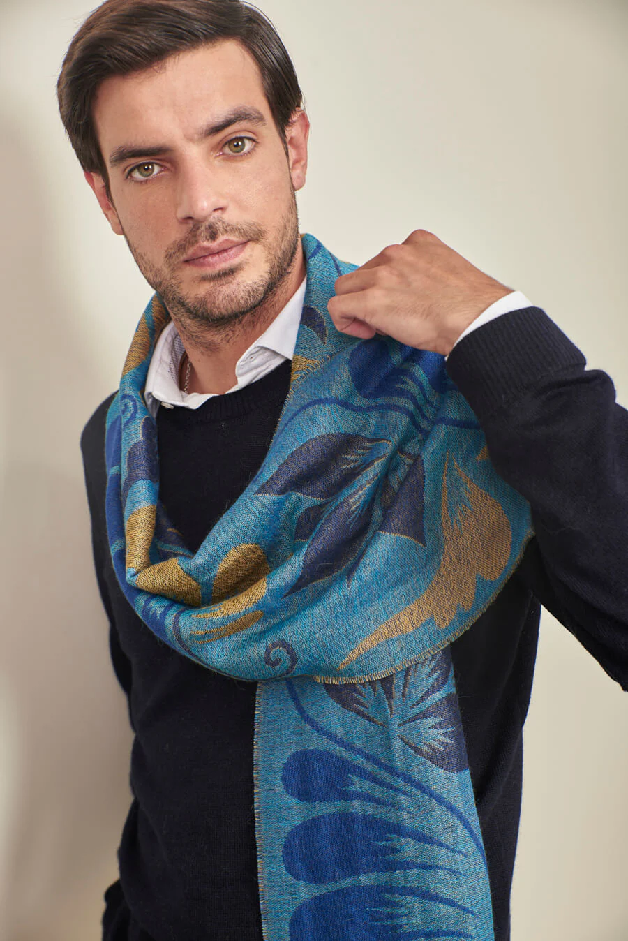 Untango Scarf Baby Alpaca Color Blue - Image 4