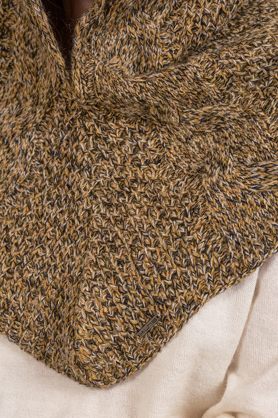 Valdivieso Scarf Baby Alpaca Color Dijon - Image 4