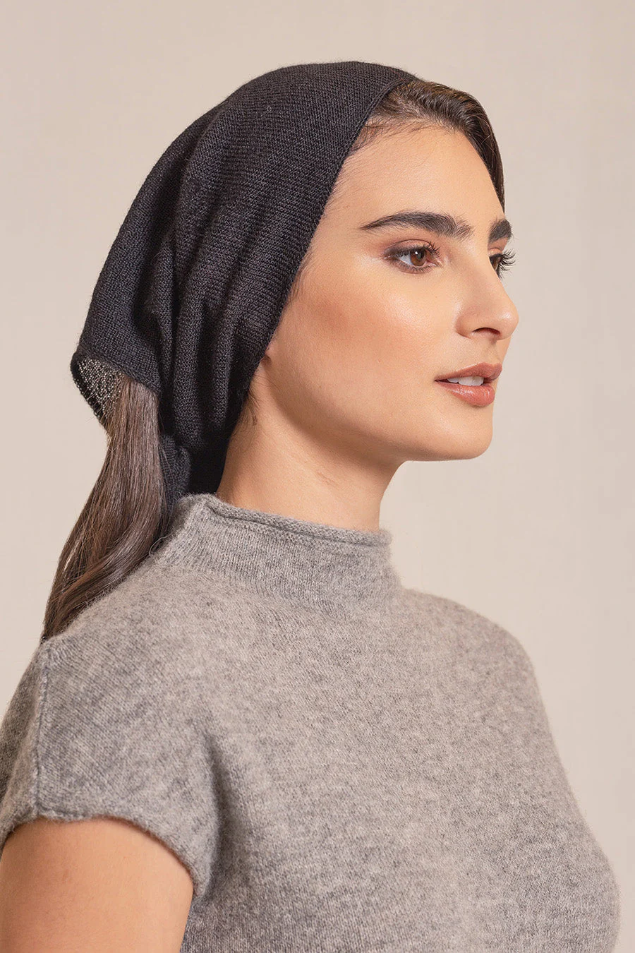 Vecklina Scarf Baby Alpaca Color Black - Image 4