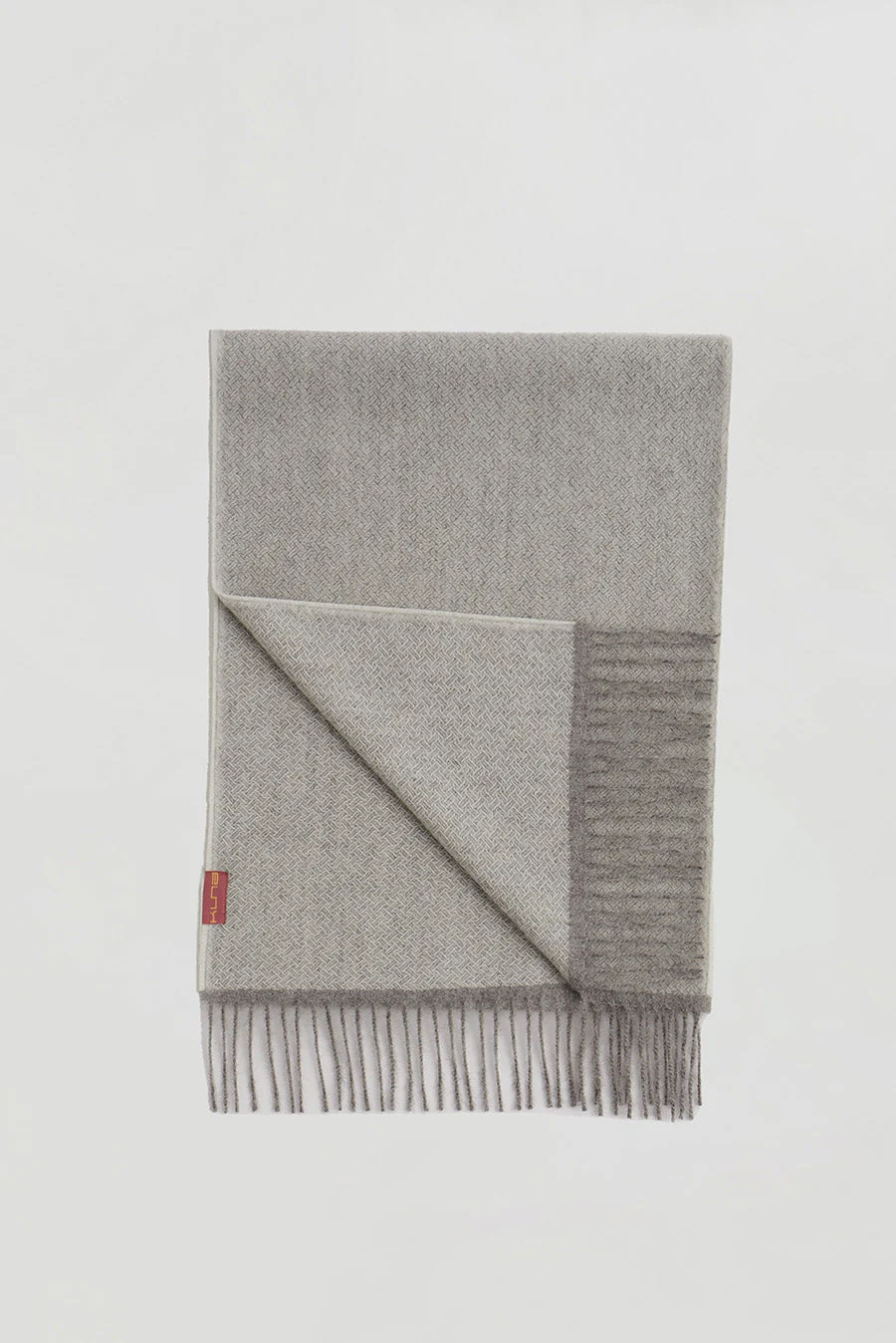Walakiri Scarf Baby Alpaca Color Grey - Image 2
