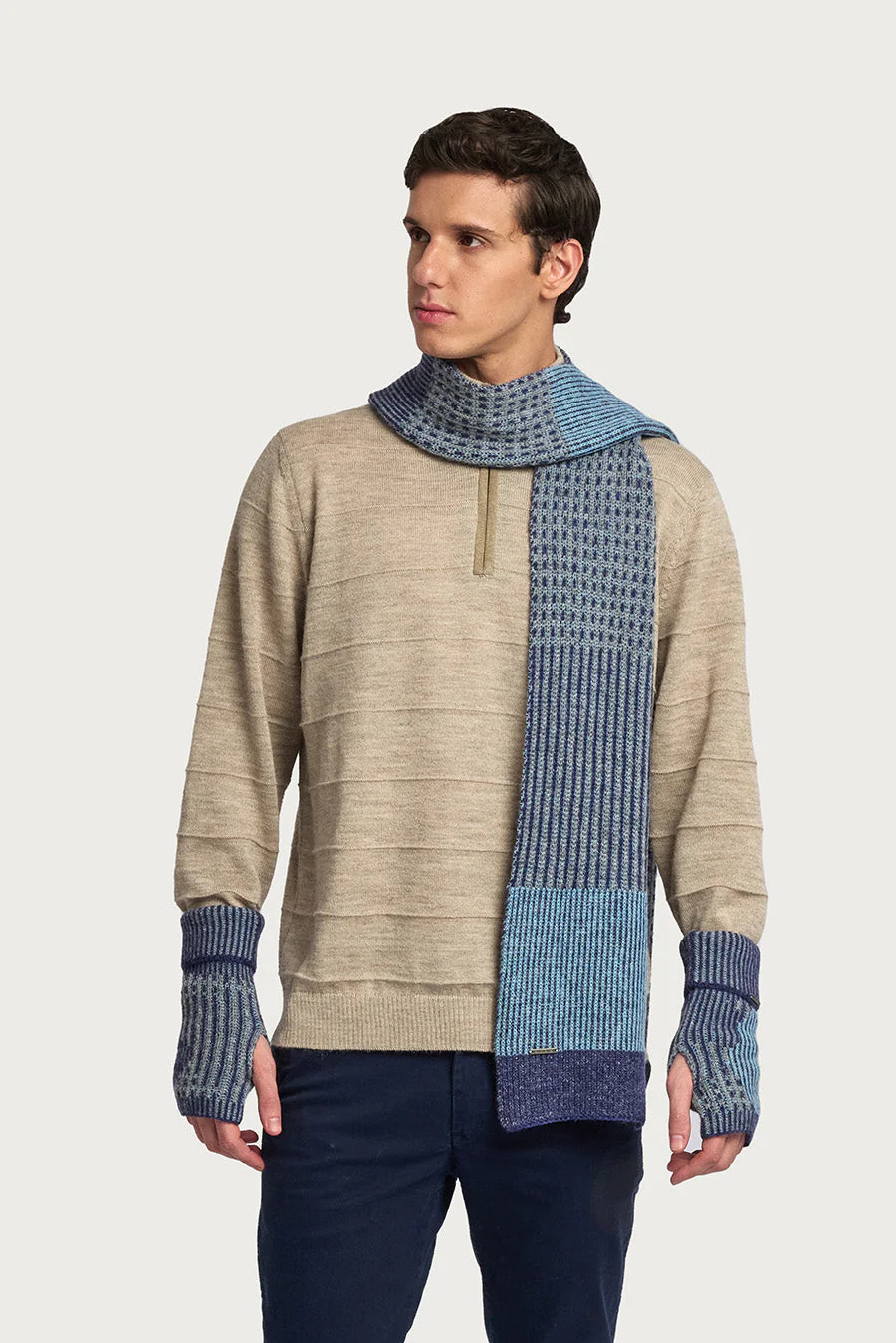 Warrior Scarf Baby Alpaca Color Niagara - Image 4
