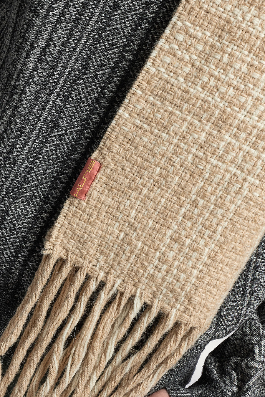 Weed Scarf Baby Alpaca Color Beige - Image 5