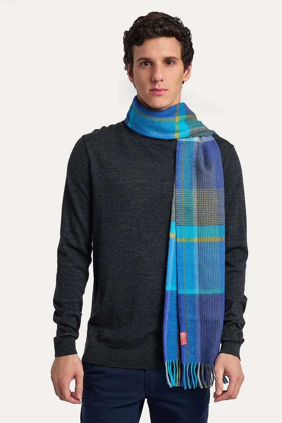 Weimar Scarf Baby Alpaca Color Blue - Image 4