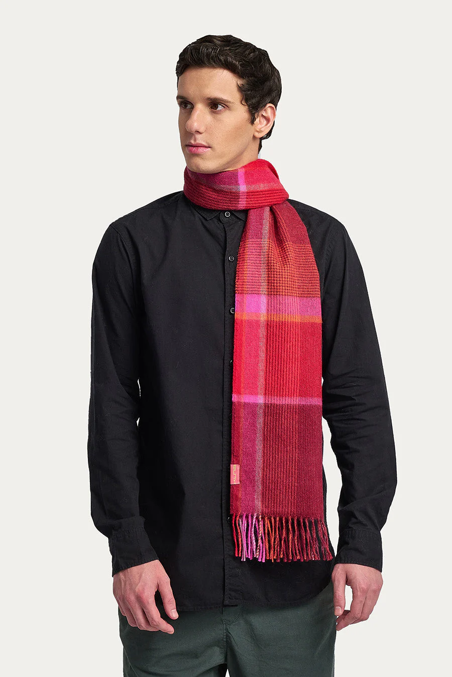 Weimar Scarf Baby Alpaca Color Guinda - Image 4