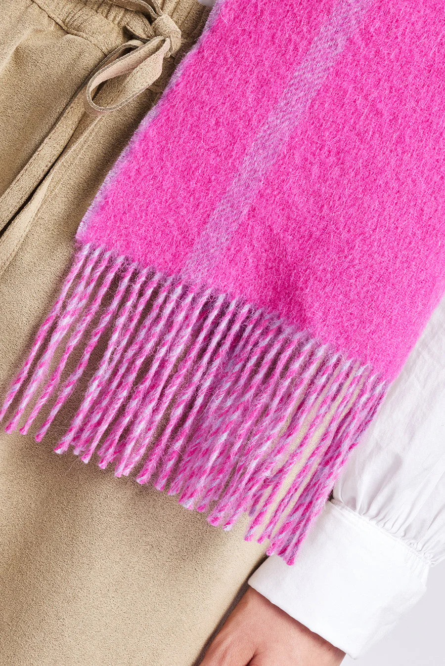Weinstein Scarf Baby Alpaca Color Fucsia & Lila - Image 6