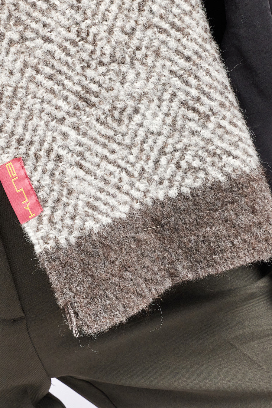 Wenn Scarf Baby Alpaca & Wool Color Grey - Image 3