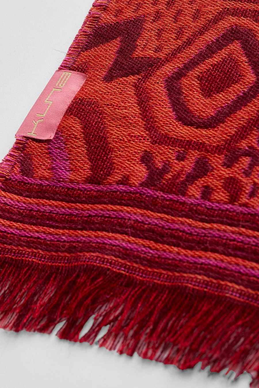 Wife Scarf Baby Alpaca Color Fucsia - Image 6