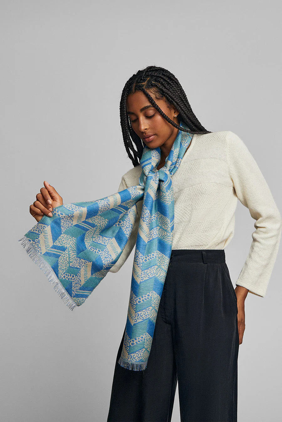 Wildlife Scarf Baby Alpaca Color Blue & Light Blue