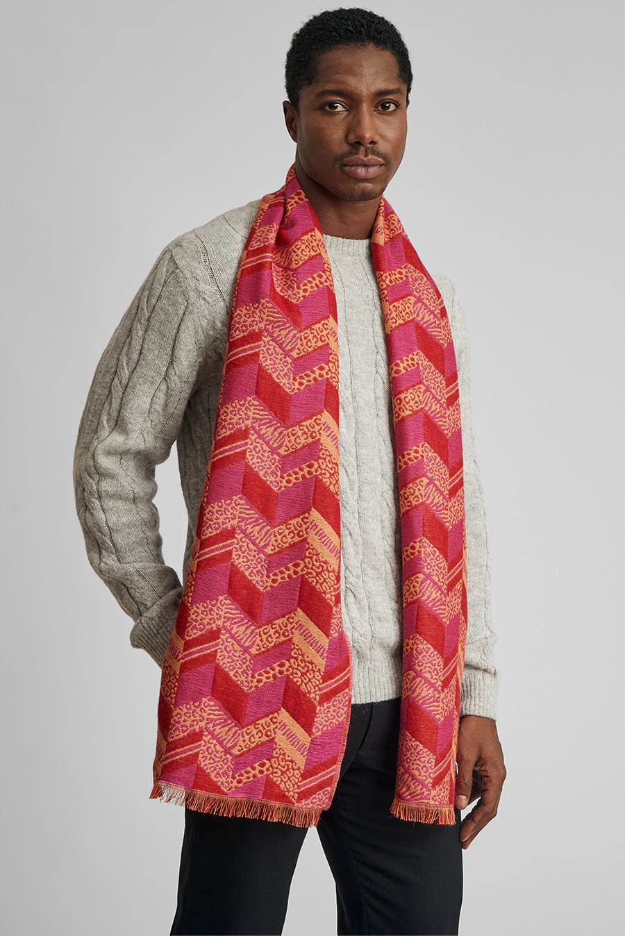 Wildlife Scarf Baby Alpaca Color Guinfa & Pink - Image 3