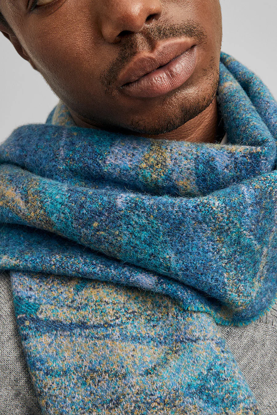 Willing Scarf Baby Alpaca Color Blue - Image 4