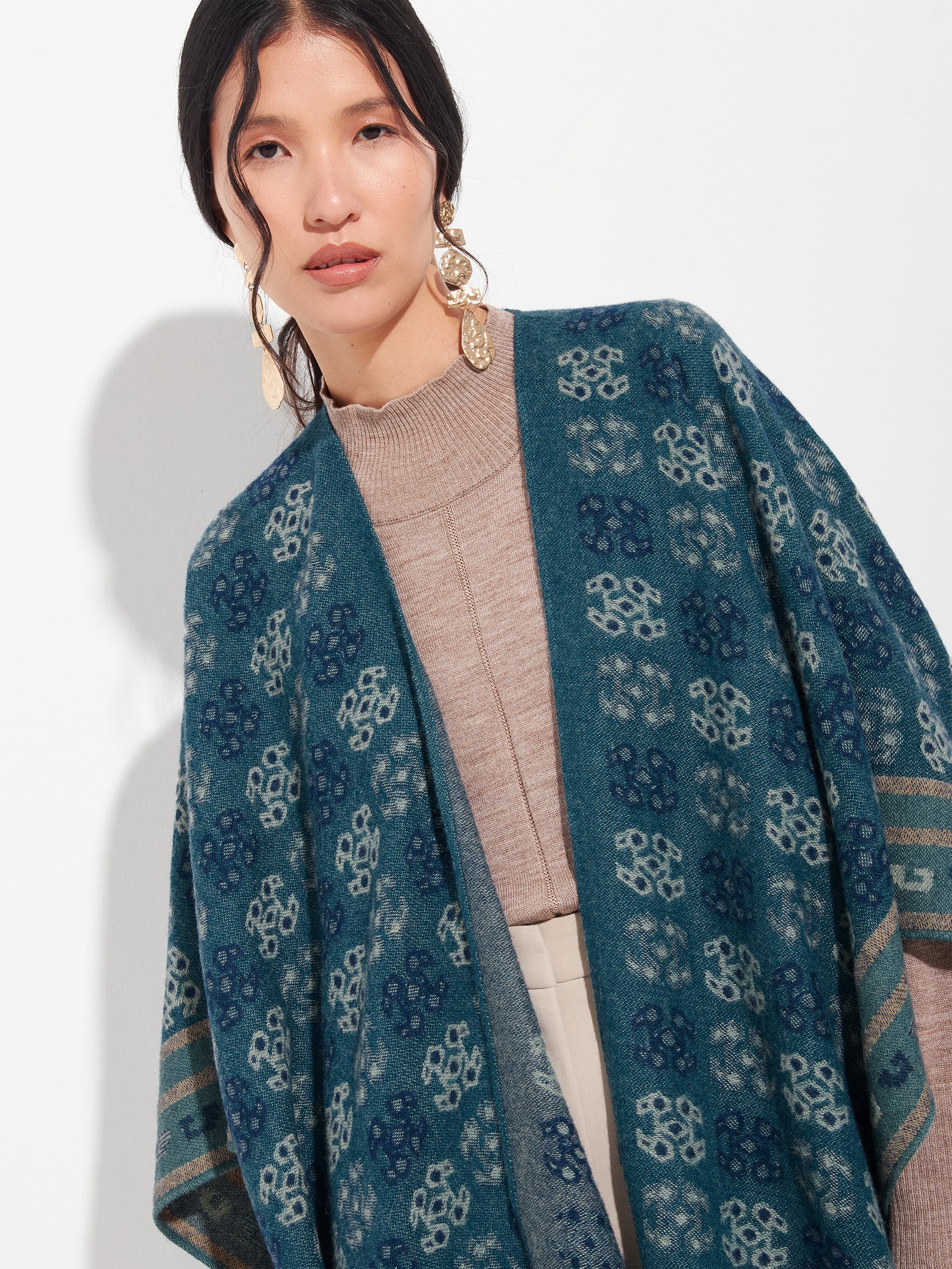 Chancay - 35 Poncho Baby Alpaca Color Blue - Image 6