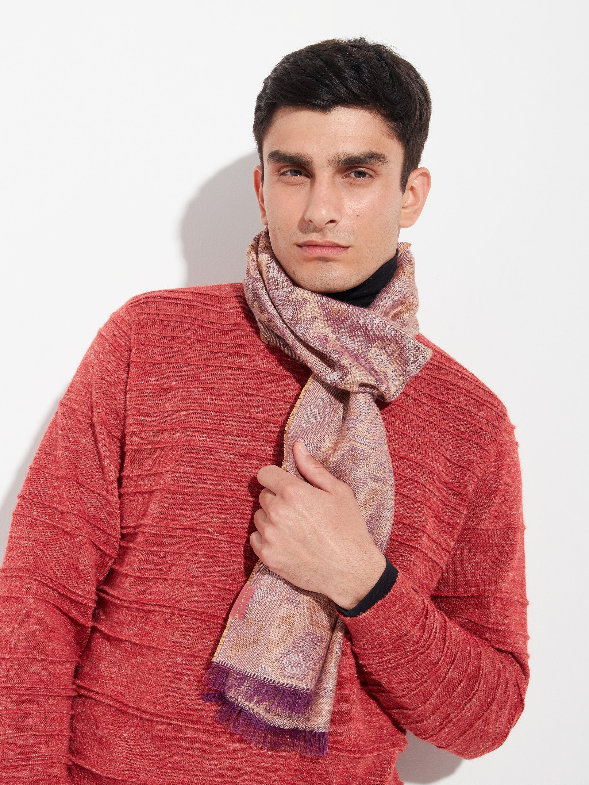 Chancay - 38 Scarf Baby Alpaca Color Red - Image 9