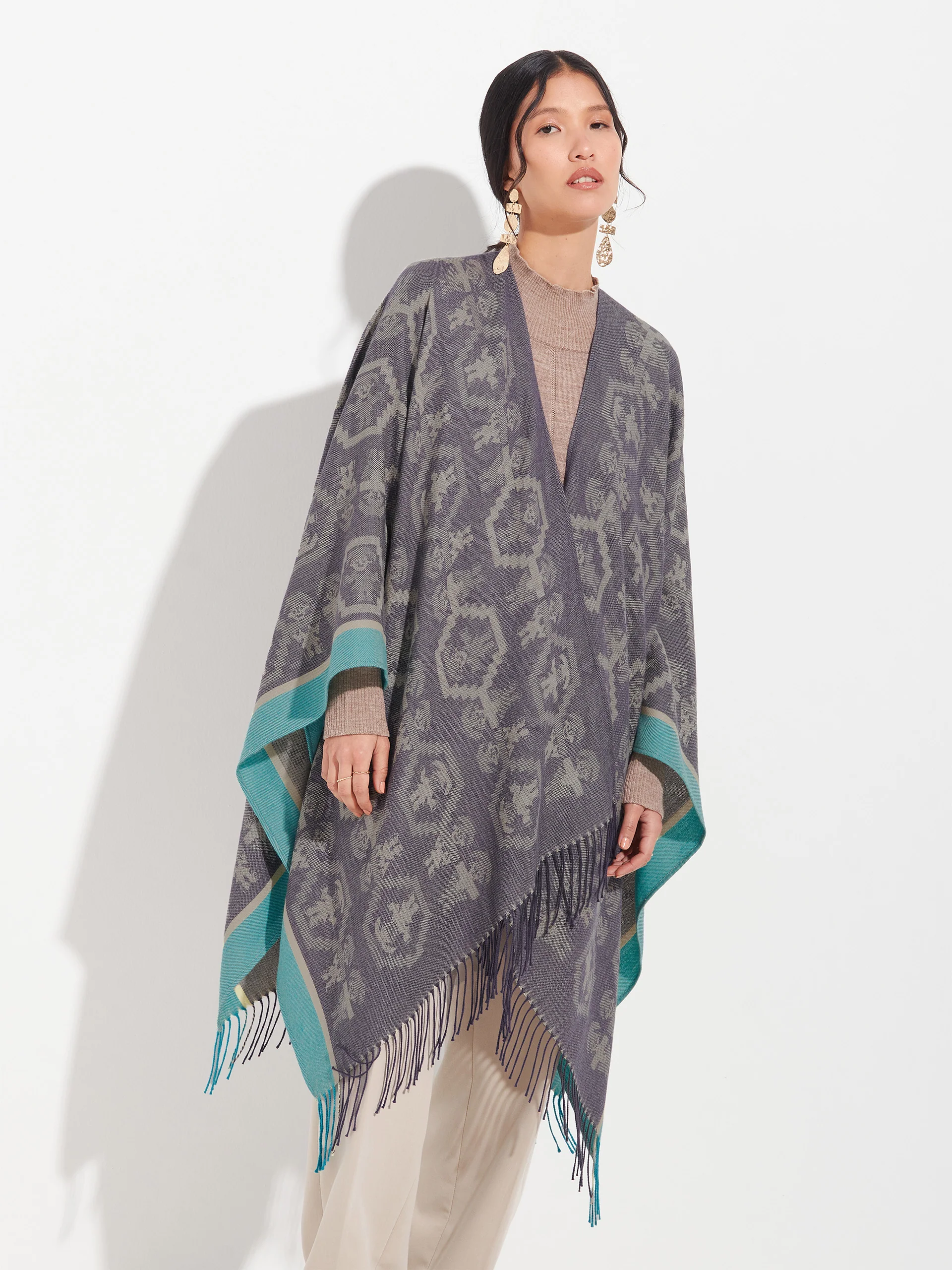 Chimu - 12 Poncho Royal Alpaca Color Purple - Image 3