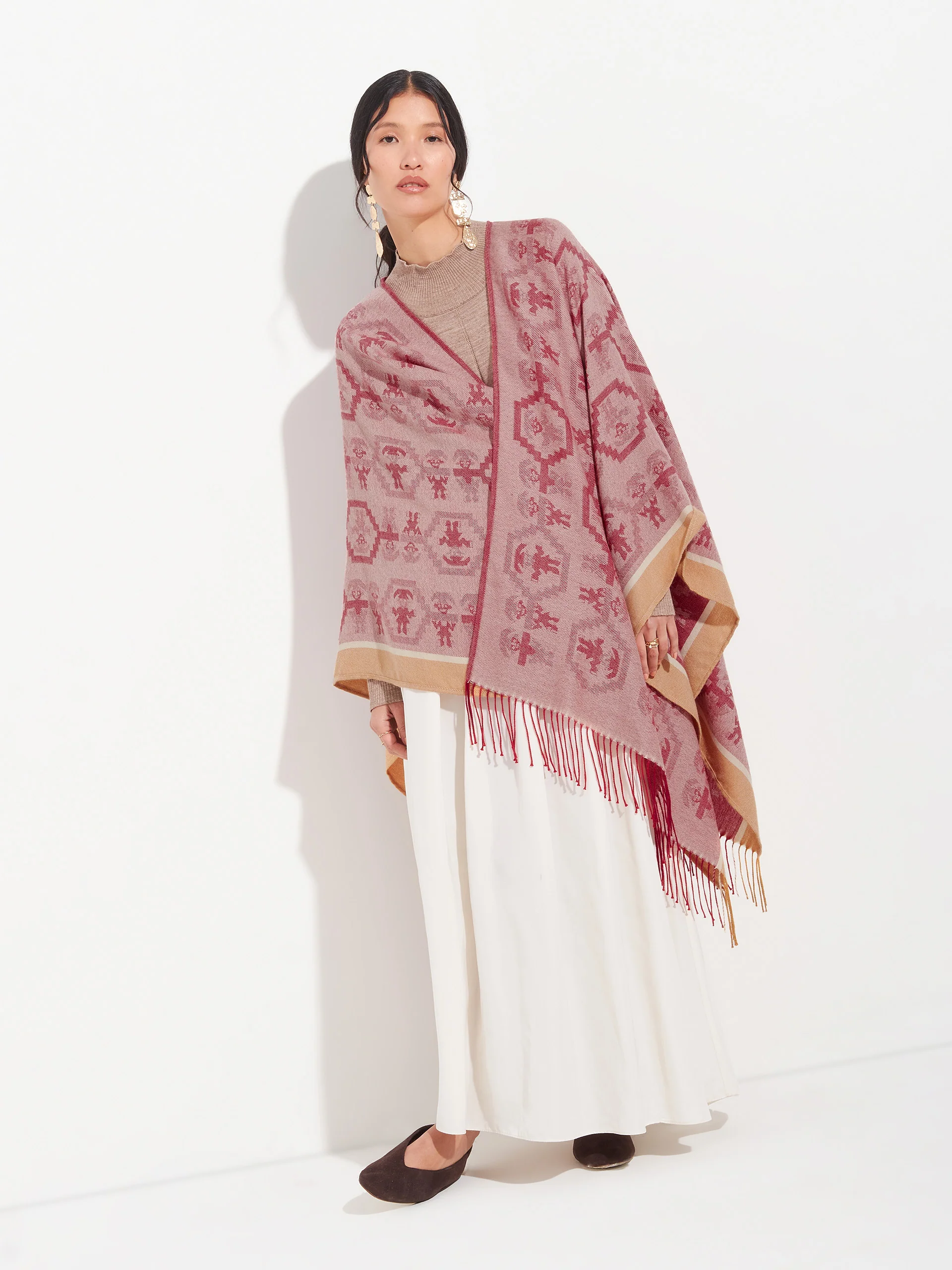 Chimu - 12 Poncho Royal Alpaca Color Red - Image 10