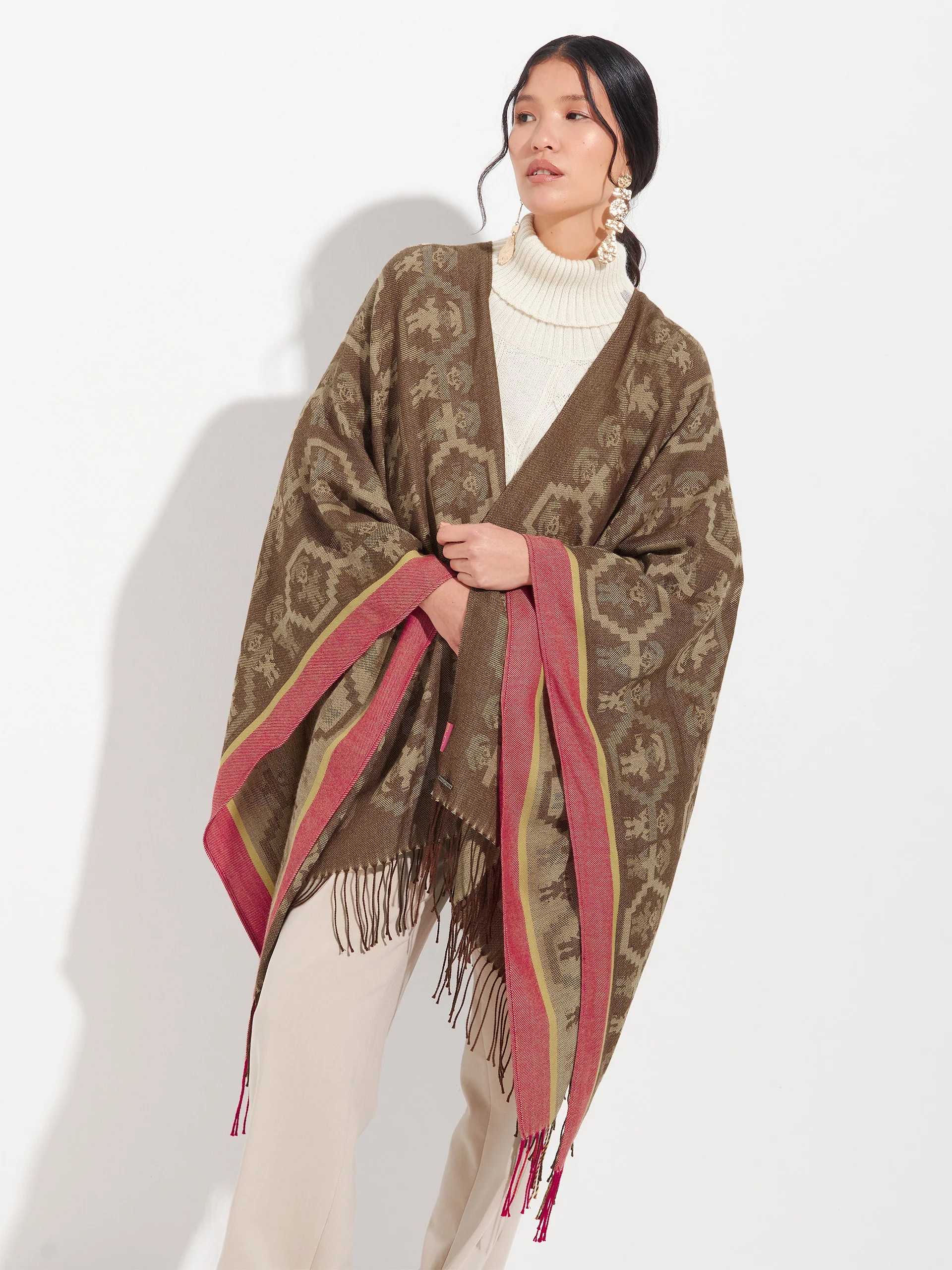 Chimu - 12 Poncho Royal Alpaca Color Yellow