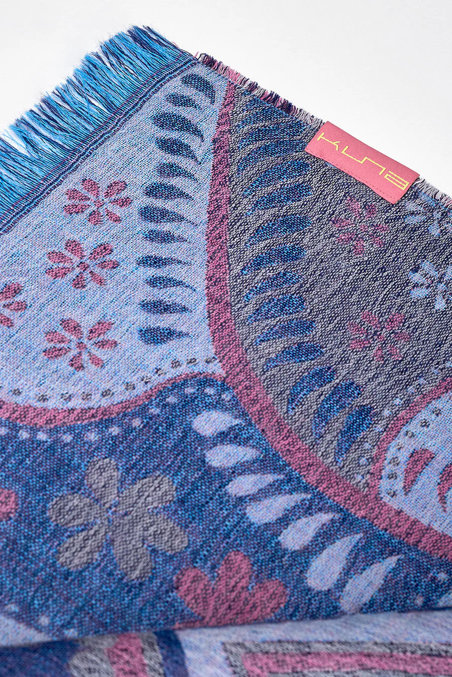 Whitaker Shawl Baby Alpaca Color Multicolor - Image 4