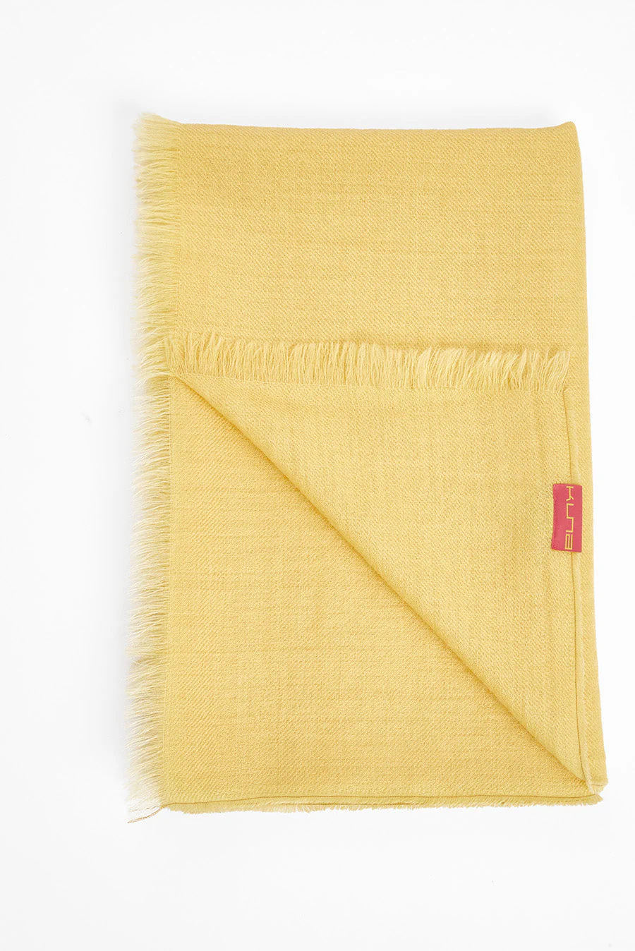 Amareto Shawl Baby Alpaca Color Amarillo Mantequilla - Image 2