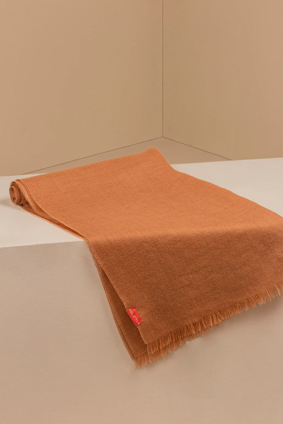 Amareto Shawl Baby Alpaca Color Camel - Image 2