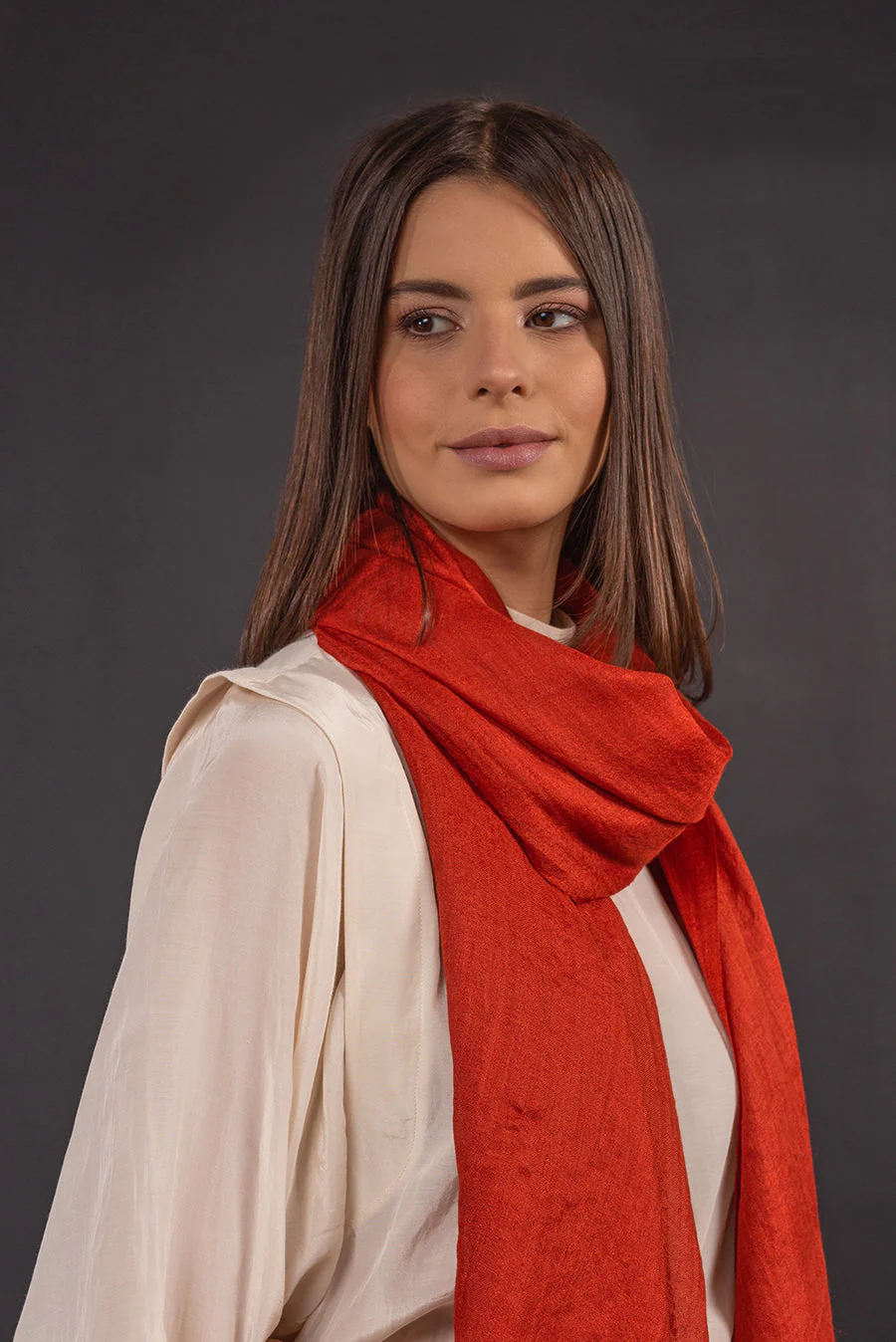 Borisette - Royal Alpaca & Silk Shawl Royal Alpaca & Silk Color Naranja - Image 3