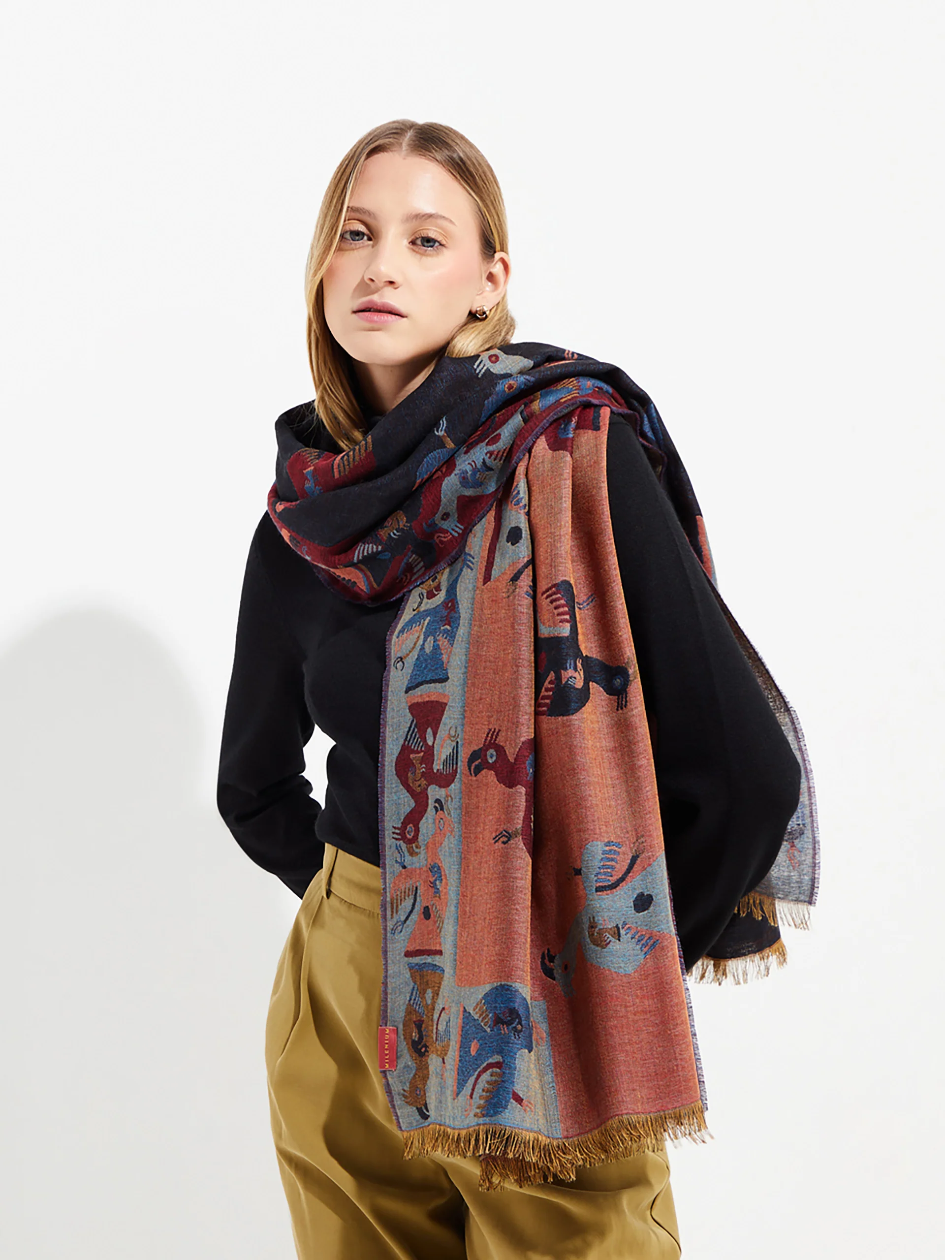 Nazca - 37 Shawl Royal Alpaca & Silk Color Black