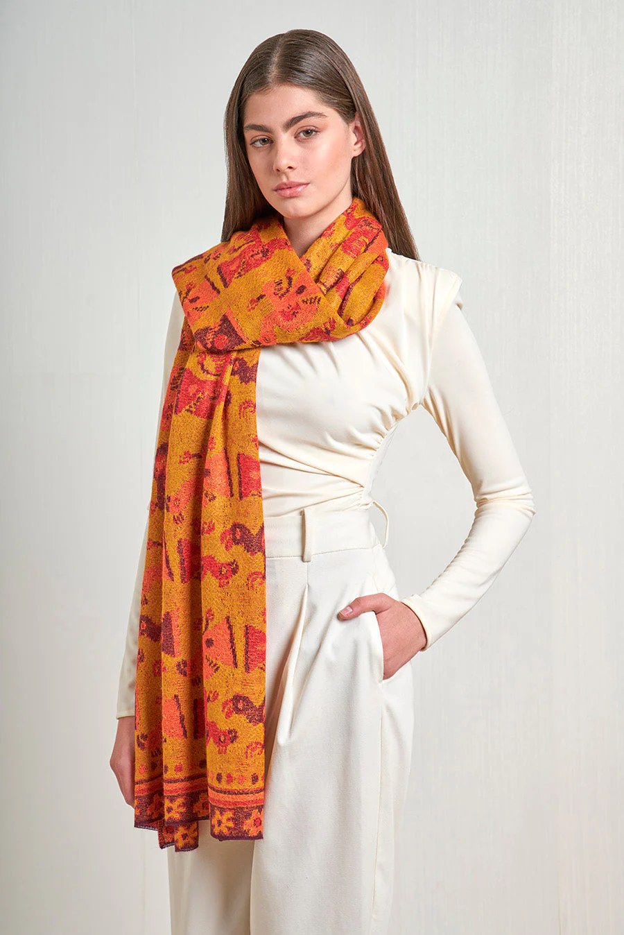 Nazca - 46 Shawl Baby Alpaca Color Amarillo - Image 3