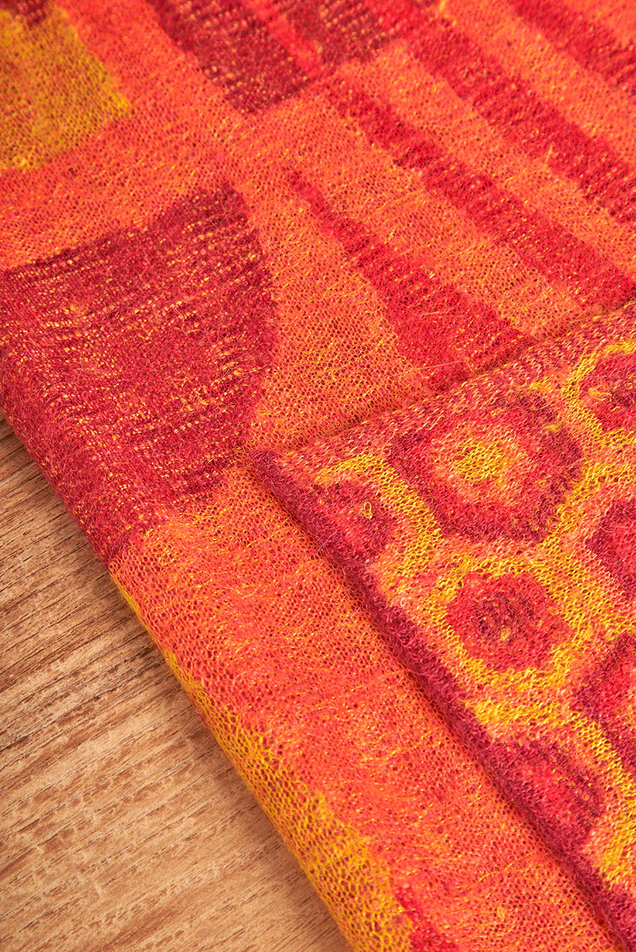 Nazca - 49 Shawl Baby Alpaca Color Red - Image 6