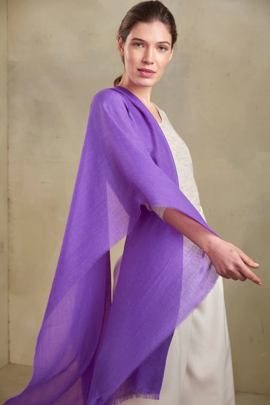 Patito Shawl Baby Alpaca Color Morado