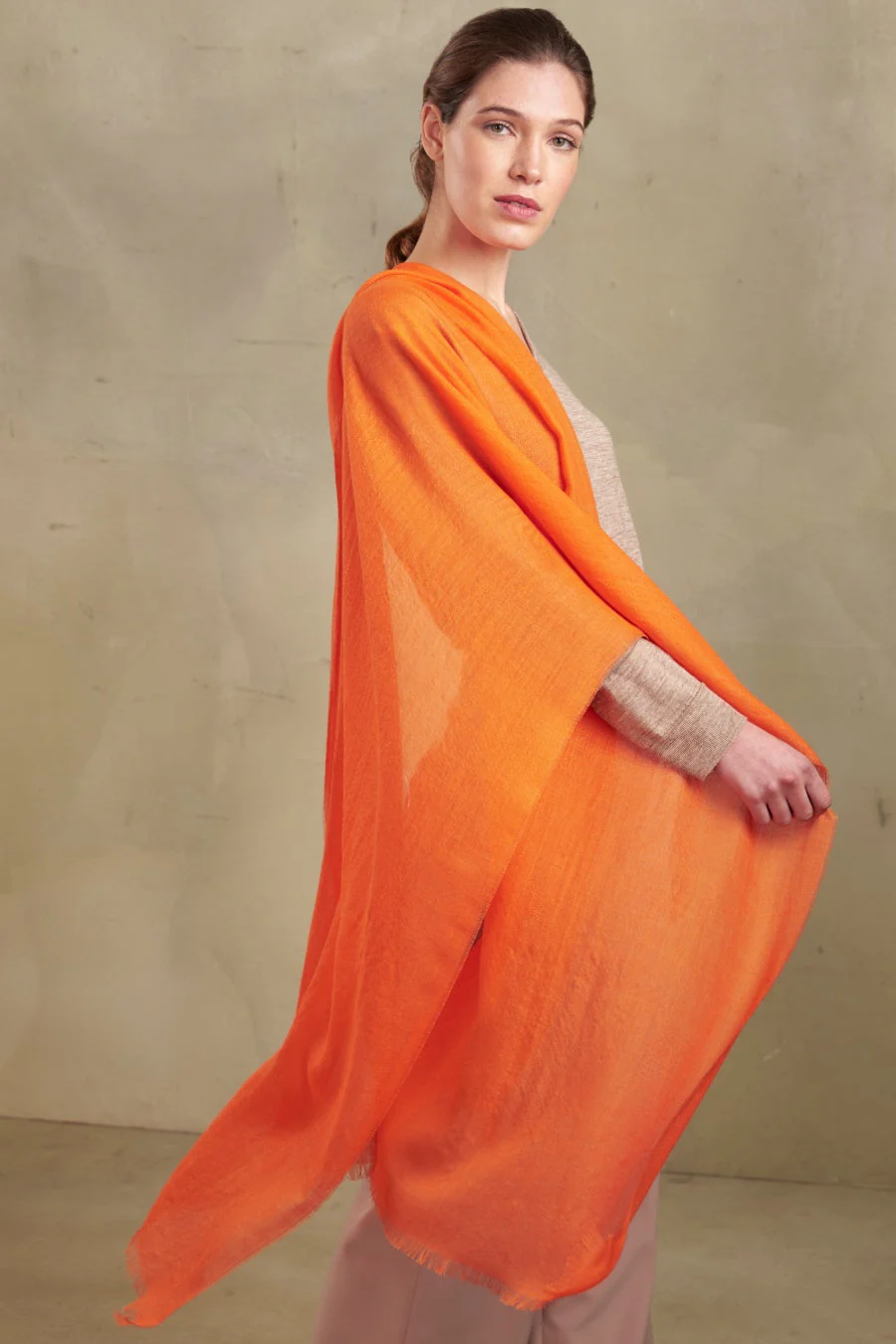 Patito Shawl Baby Alpaca Color Naranja