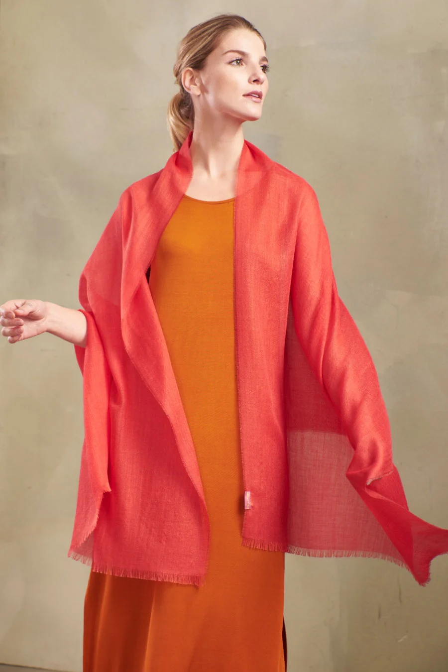 Patito Shawl Baby Alpaca Color Red