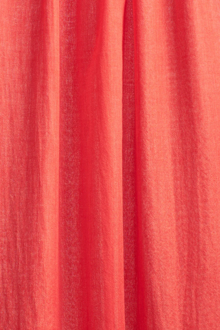 Patito Shawl Baby Alpaca Color Red - Image 3