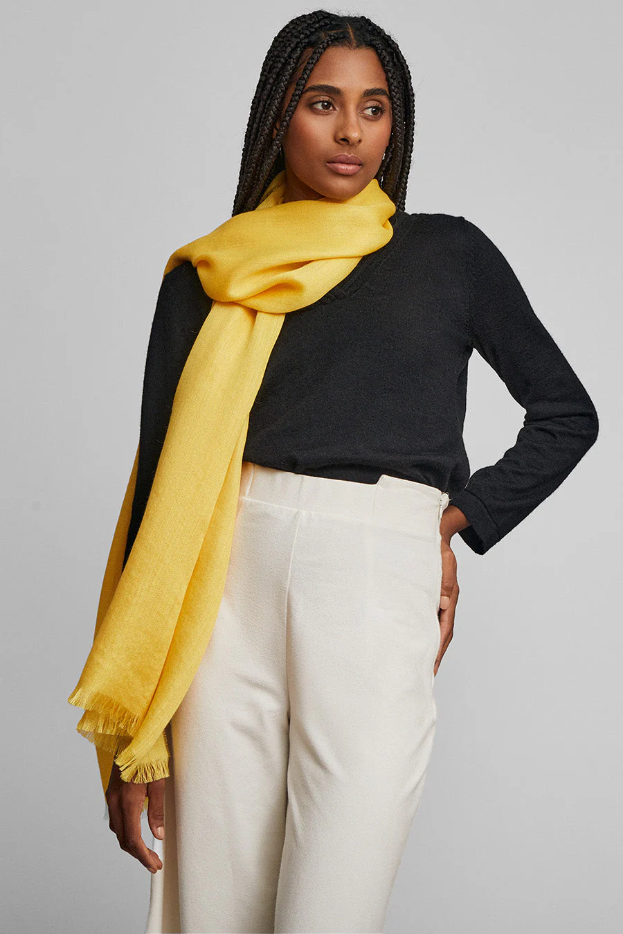 Teaberry Shawl Baby Alpaca Color Amarillo