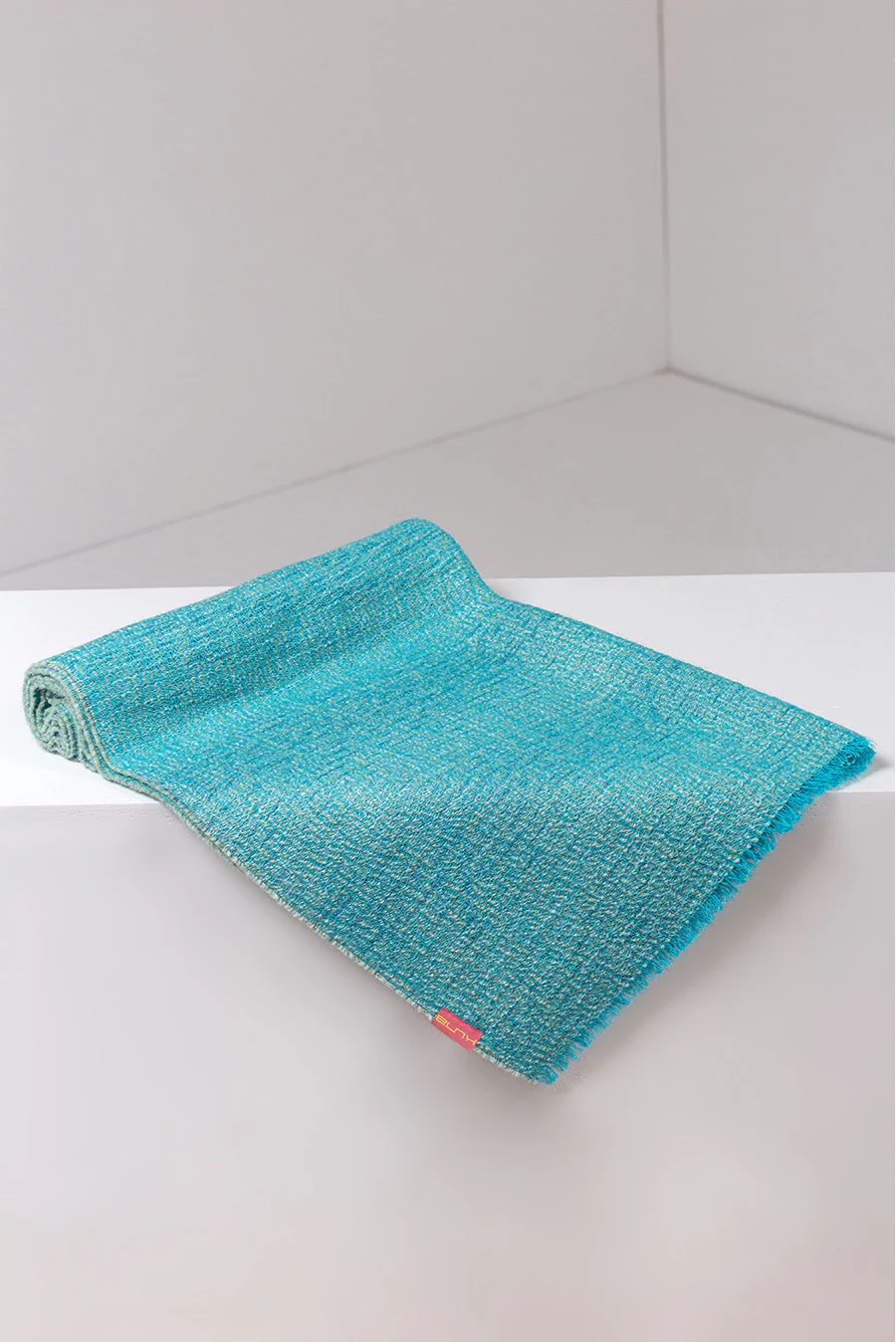 Ublong Shawl Baby Alpaca Color Turquesa - Image 2